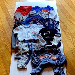 Bundle Baby Boys sizes 6-12 mths, very good condition. 9 items